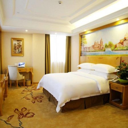 Vienna International Hotel Meizhou Spindle Bridge Branch Eksteriør billede